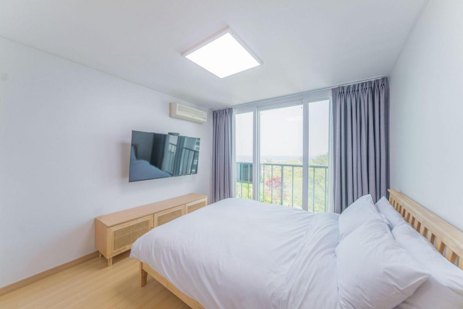 Zio Pinetree Hotel Yangyang Exterior foto