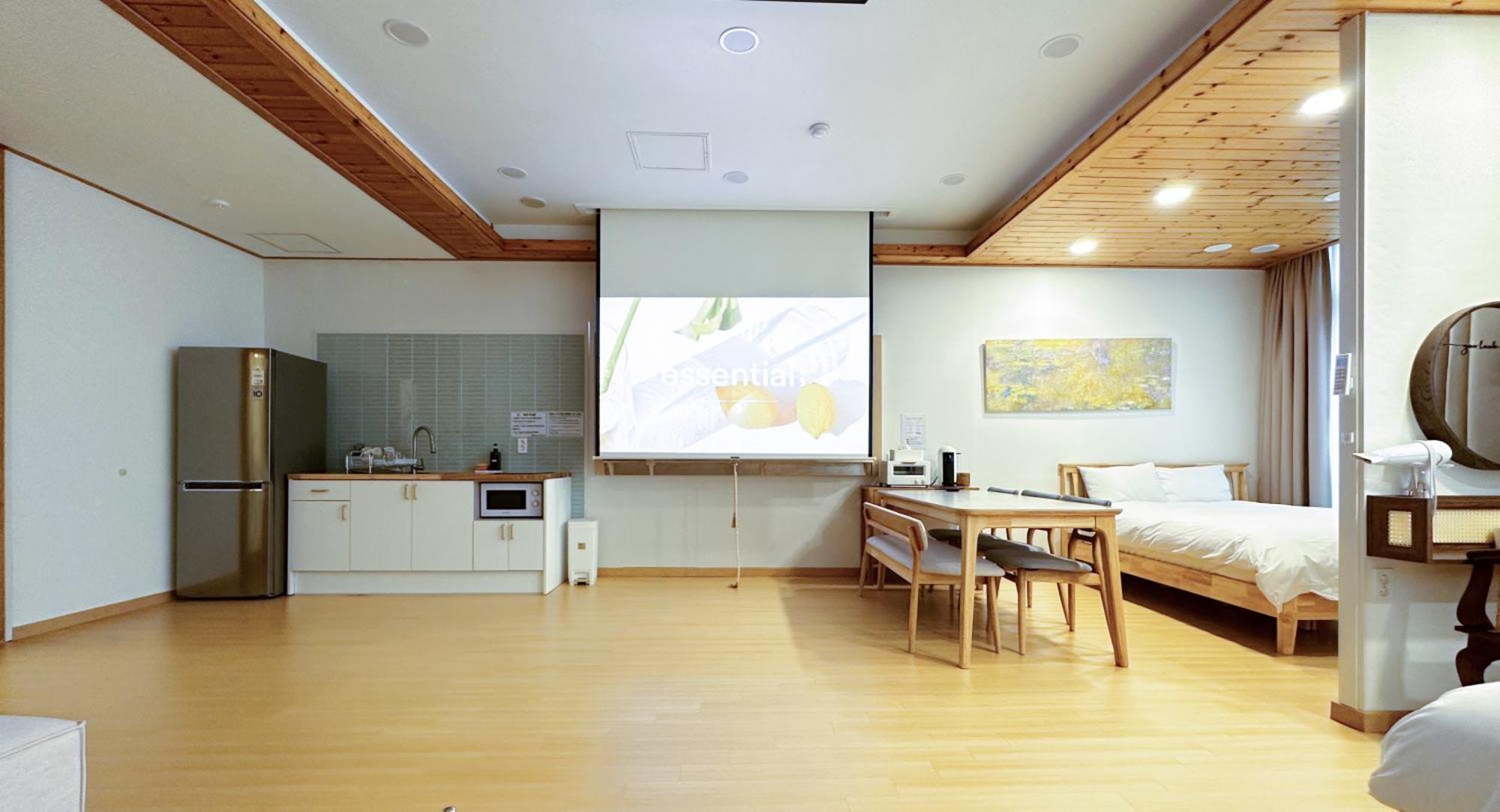 Zio Pinetree Hotel Yangyang Exterior foto